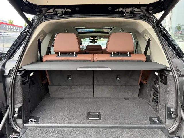 BMW X7 — Фото автомобиля 21
