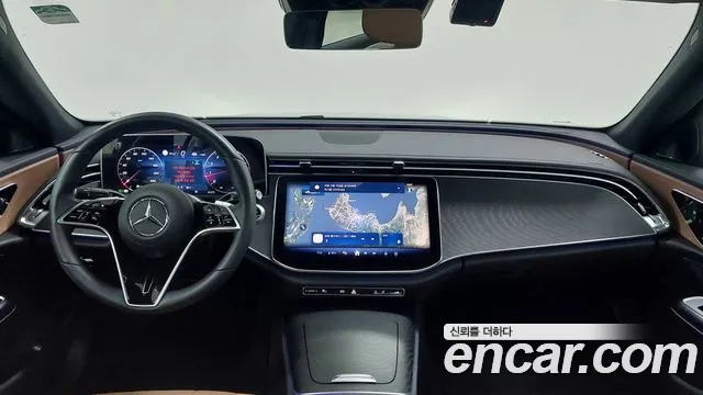 Mercedes-Benz E-Class — Фото автомобиля 7
