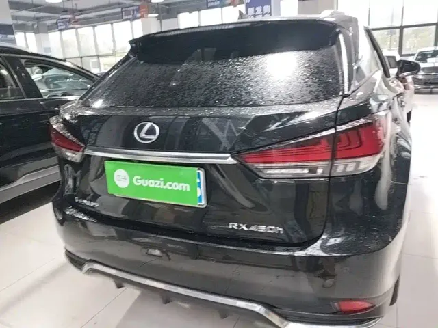 Lexus RX — Фото автомобиля 5