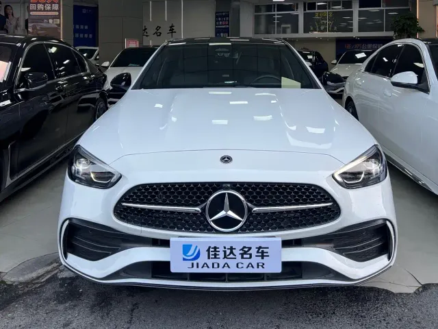 Mercedes-Benz C-Class — Фото автомобиля 2