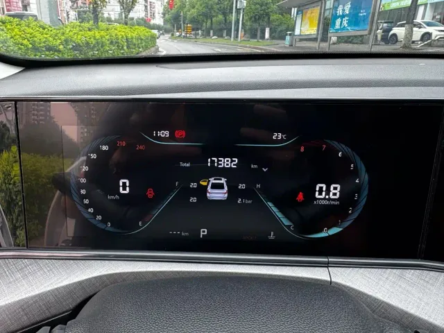 Changan Eado — Фото автомобиля 18