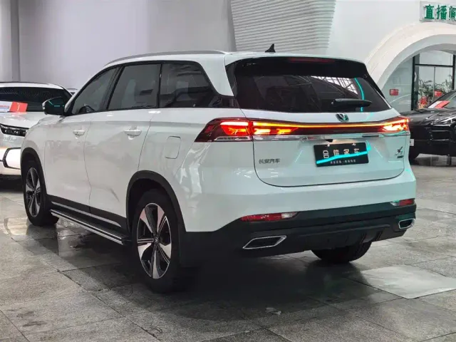 Changan X7 Plus — Фото автомобиля 4