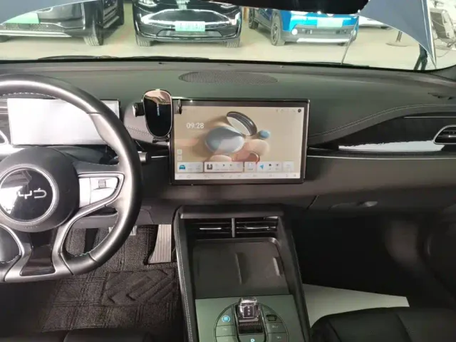 BYD Seal 06 — Фото автомобиля 12