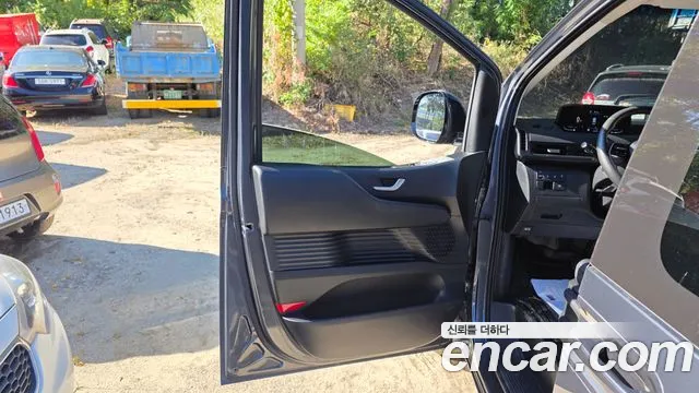 Hyundai Staria — Фото автомобиля 13