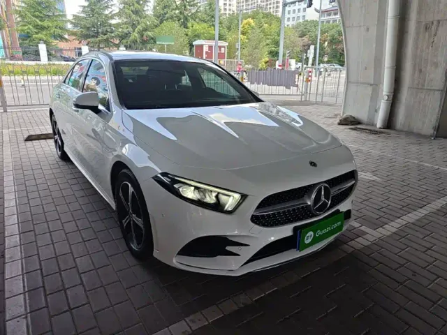 Mercedes-Benz A-Class — Фото автомобиля 3