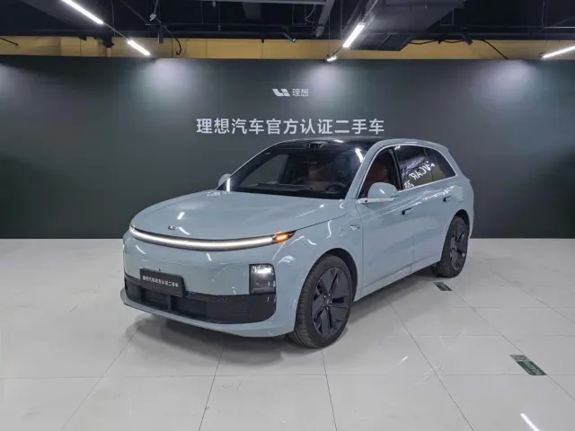 Фотография автомобиля — Li Auto L6