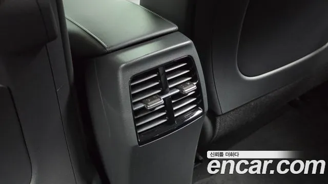 Kia Niro New — Фото автомобиля 28