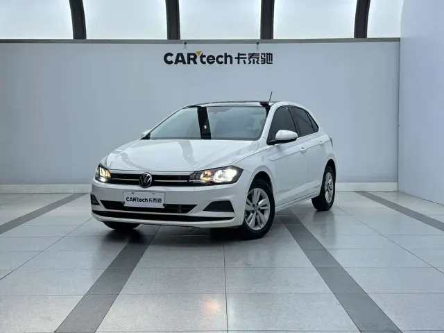 Фотография автомобиля — Volkswagen Polo