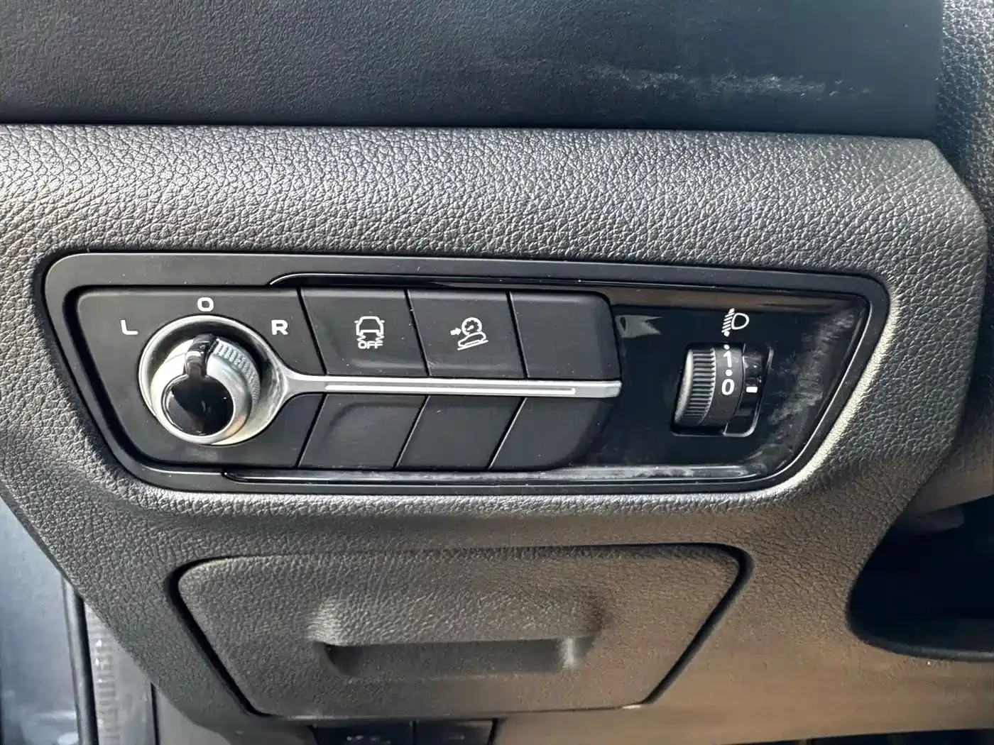 Changan Changan X7 PLUS 2024 1.5T Automatic Noble 7-Seater — Фото автомобиля 21