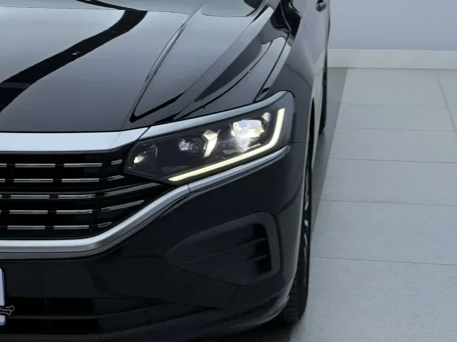 Volkswagen Passat — Фото автомобиля 4