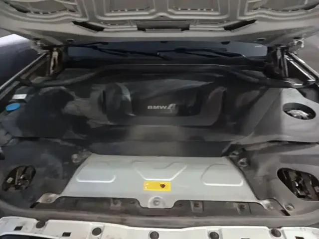 BMW iX3 — Фото автомобиля 19