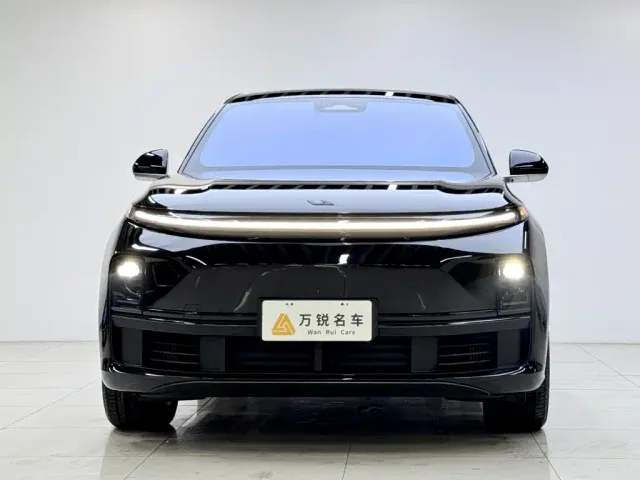 Li Auto L7 — Фото автомобиля 2