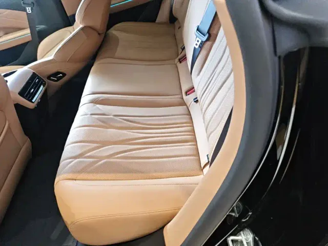 Geely Galaxy Xingyao 8 — Фото автомобиля 16