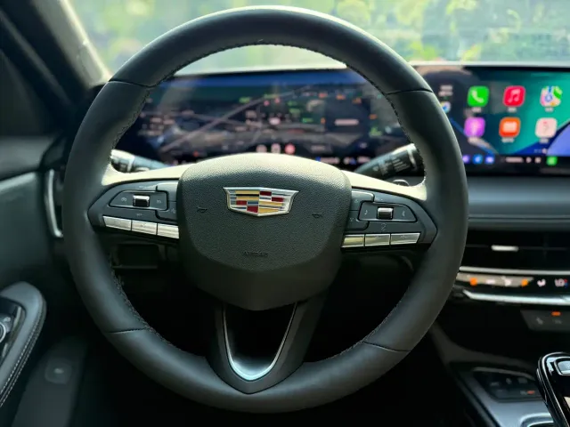 Cadillac CT5 — Фото автомобиля 15