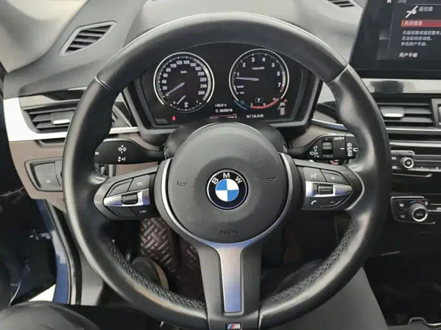 BMW X1 — Фото автомобиля 15