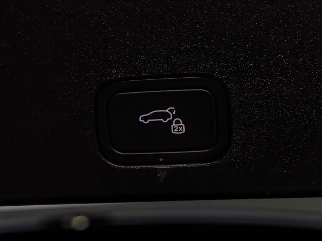 Li Auto i6 — Фото автомобиля 20