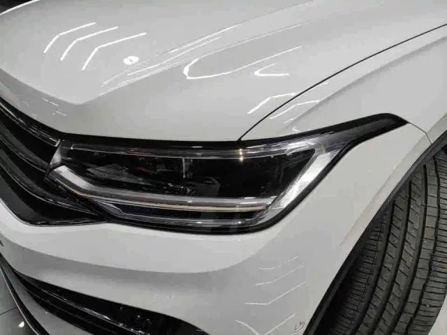 Volkswagen Tiguan L — Фото автомобиля 7