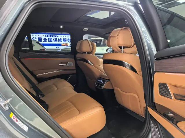 BYD Han L — Фото автомобиля 18