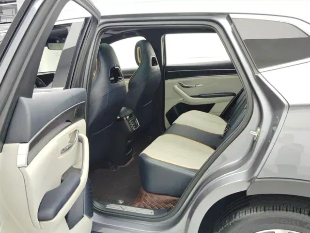 BYD Song PLUS — Фото автомобиля 11