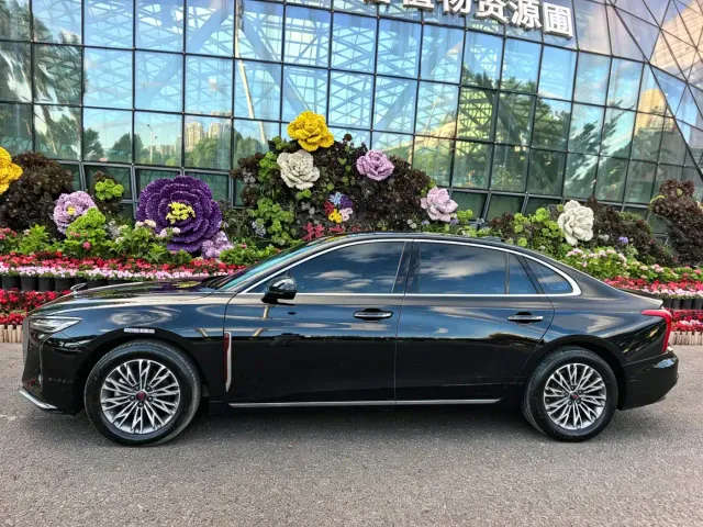 Hongqi H5 — Фото автомобиля 3