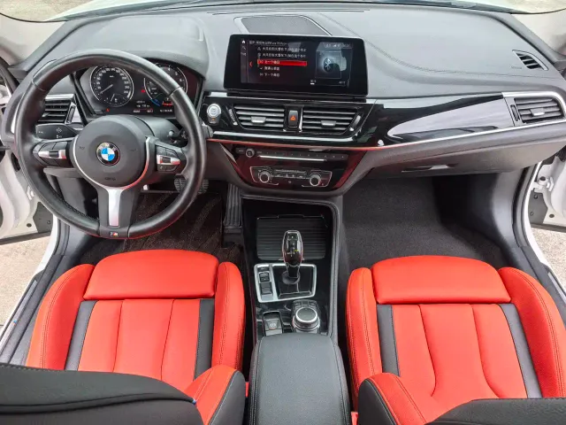 BMW 1 Series — Фото автомобиля 13