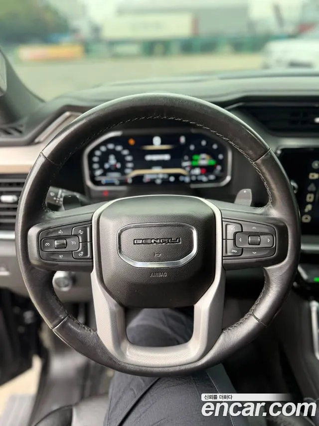 GMC Sierra — Фото автомобиля 6