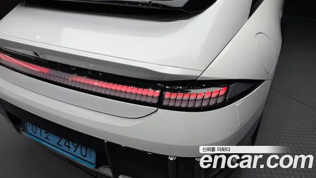 Hyundai Ioniq6 — Фото автомобиля 22