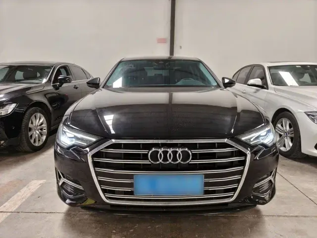 Audi A6L — Фото автомобиля 2