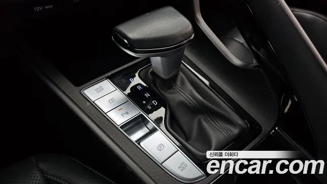 Hyundai Avante CN7 — Фото автомобиля 9