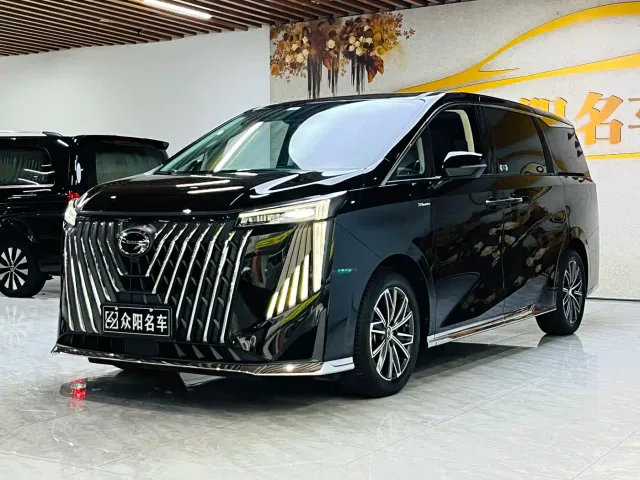 Фотография автомобиля — GAC Trumpchi M8