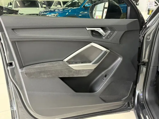 Audi Q3 — Фото автомобиля 8