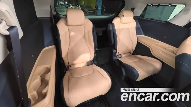 Kia Canival Carnival 4 поколение 9 мест Signature — Фото автомобиля 18