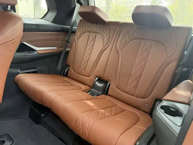 BMW X7 — Фото автомобиля 11