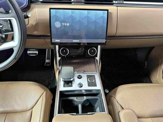 Land Rover Range Rover — Фото автомобиля 19