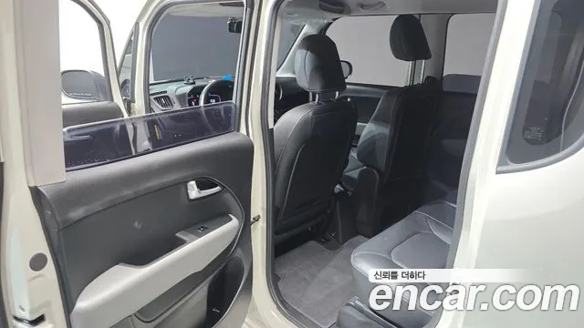 Kia RAY Новый Kia Ray Prestige — Фото автомобиля 11