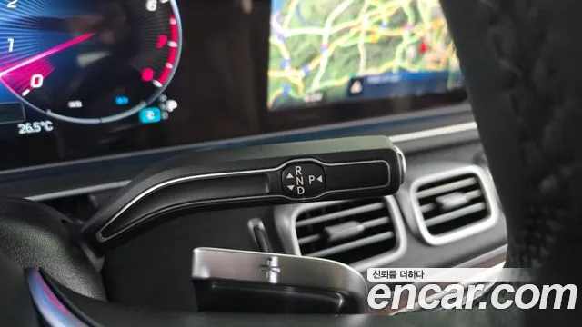 Mercedes-Benz GLE-Class — Фото автомобиля 9