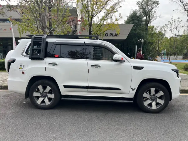 BAIC BJ60 Thunder — Фото автомобиля 8