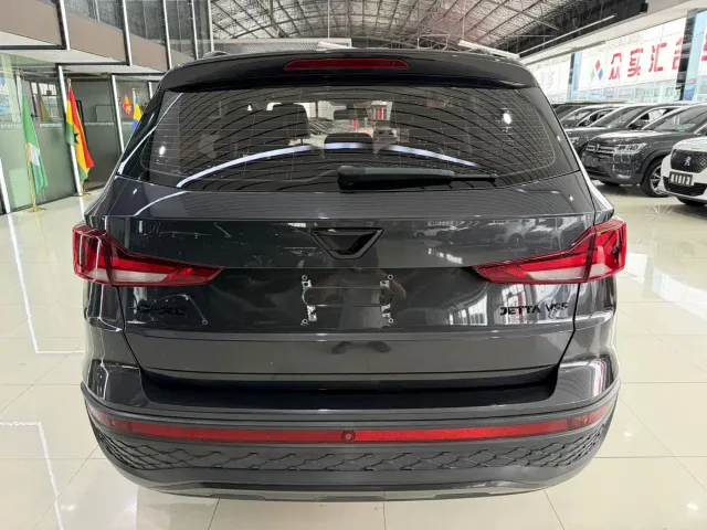 Jetta VS5 — Фото автомобиля 9