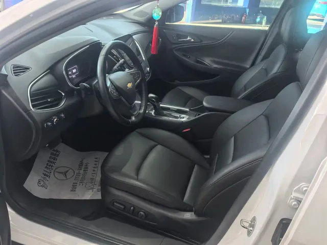 Chevrolet Malibu XL — Фото автомобиля 4