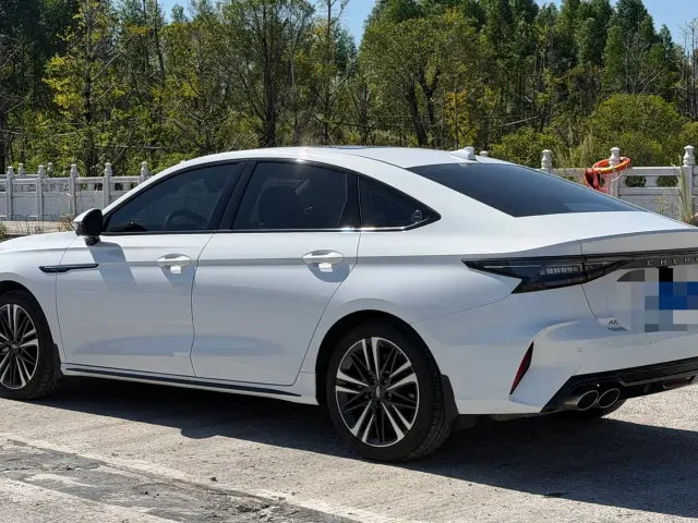 Chery Arrizo 8 — Фото автомобиля 5