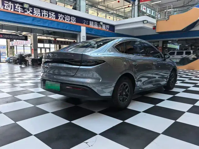 BYD Seal 05 DM-i — Фото автомобиля 7