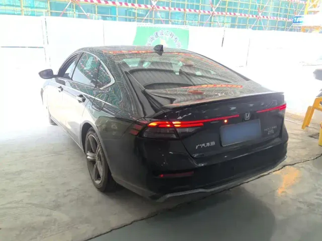 Honda Accord — Фото автомобиля 4