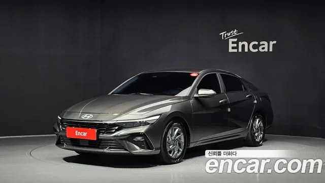 Фотография автомобиля — Hyundai Avante CN7