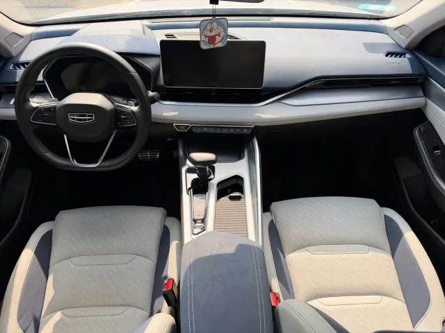 Geely Xingrui — Фото автомобиля 5