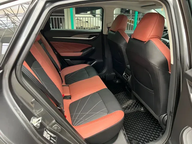 Changan Eado — Фото автомобиля 7