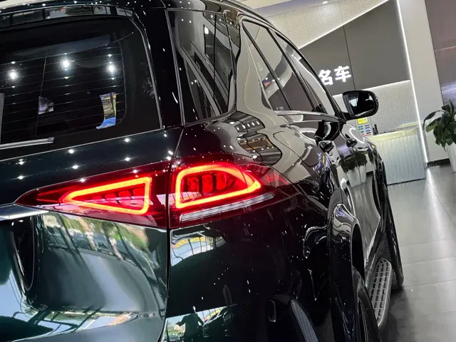 Mercedes-Benz GLE-Class AMG — Фото автомобиля 10