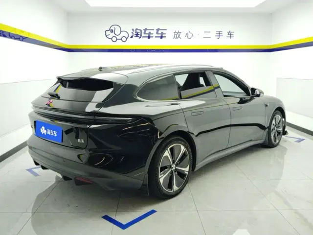 Nio ET5 Touring — Фото автомобиля 3
