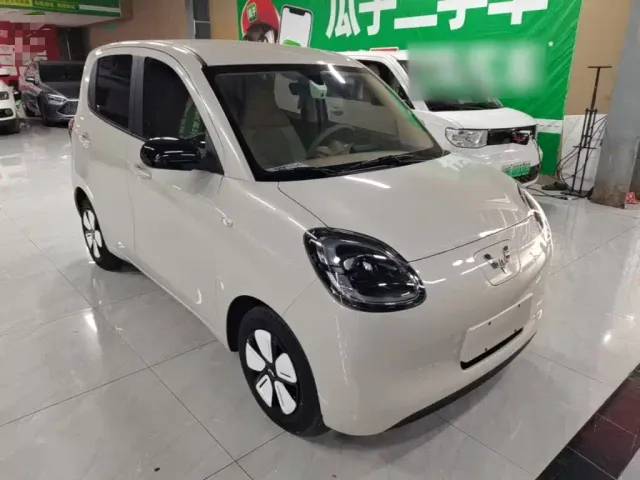 Wuling Hongguang Mini EV — Фото автомобиля 3