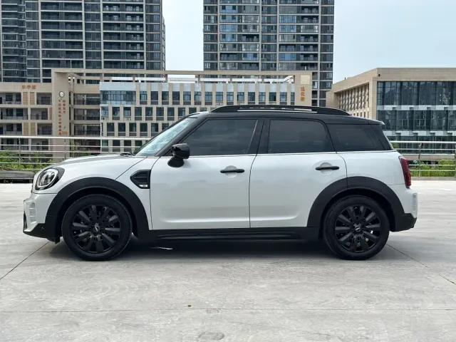 MINI Countryman — Фото автомобиля 7