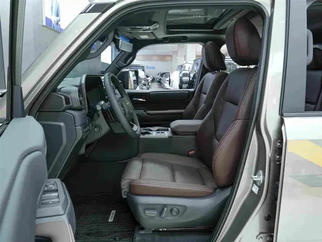 Toyota Prado — Фото автомобиля 11